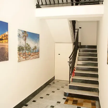 Sicilia Vacanze Apartment *